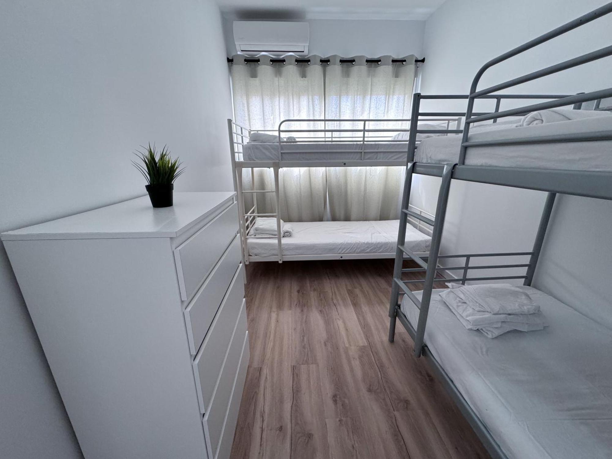 Muede Hostel Torremolinos Exterior photo